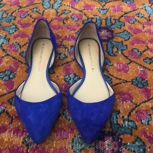 Banana Republic D’Orsay Flats size 6 Blue Suede